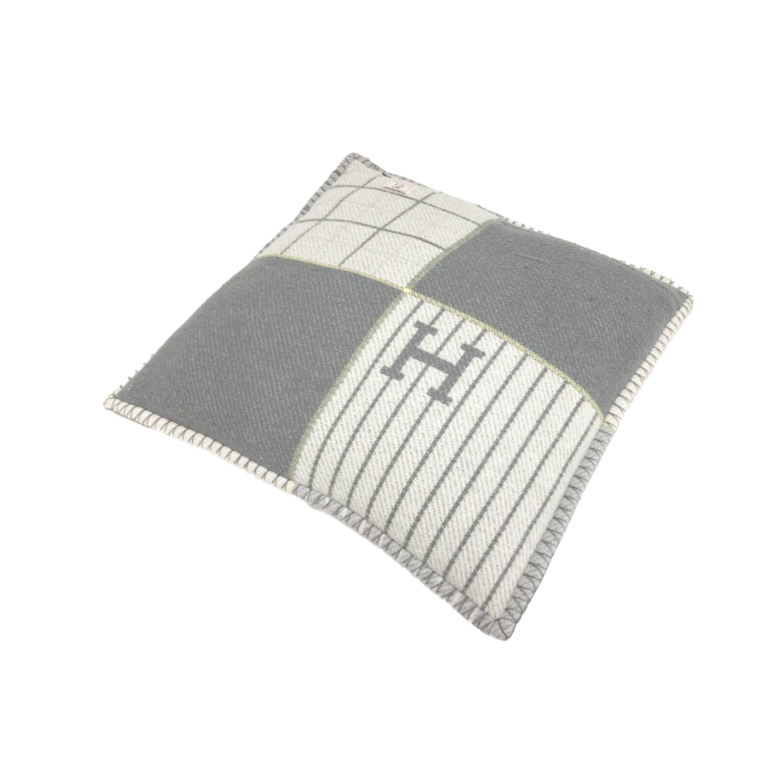 エルメス　クッション　アヴァロン　カブリオル